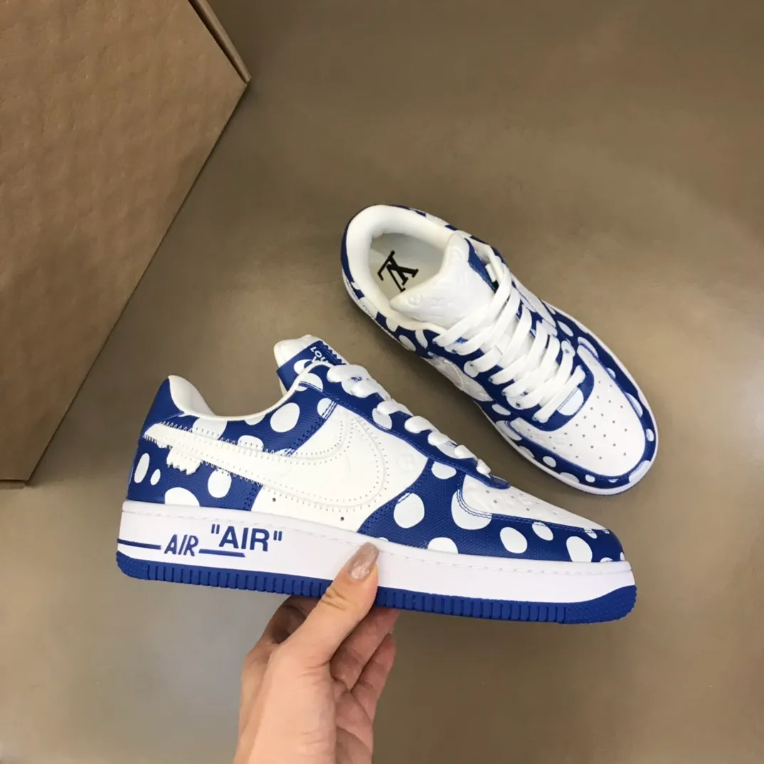Men's shoes 💰p420 "*OUIS *UITTO*x" x OFF-WHITE x Nike tripartite collaboration! Yayoi Kusama's collaboration series is a trendy men's casual sports shoe with unrivaled color matching. The design idea basically continues the style of THE TEN. The Swoosh line and tongue label have a very familiar visual effect, and are both fashionable and trendy! A must-have for fashionistas! The effect on your feet is absolutely stunning!  Size: 38-45